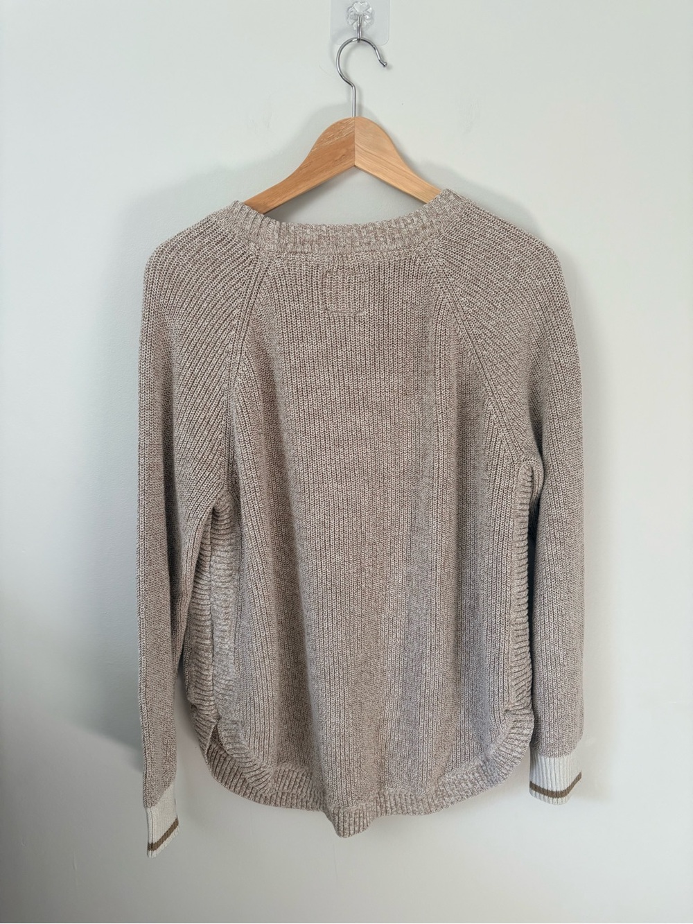 Roots Cabin Chunky Cotton Blend Crewneck Sweater | Oatmeal | Small - Picture 3 of 10
